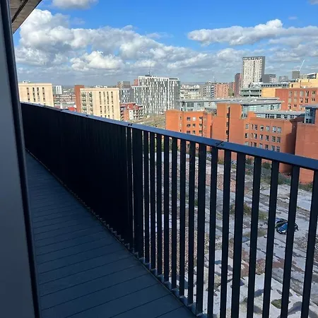 Luxury 2 Bed Apt With City View Manchester Exterior photo